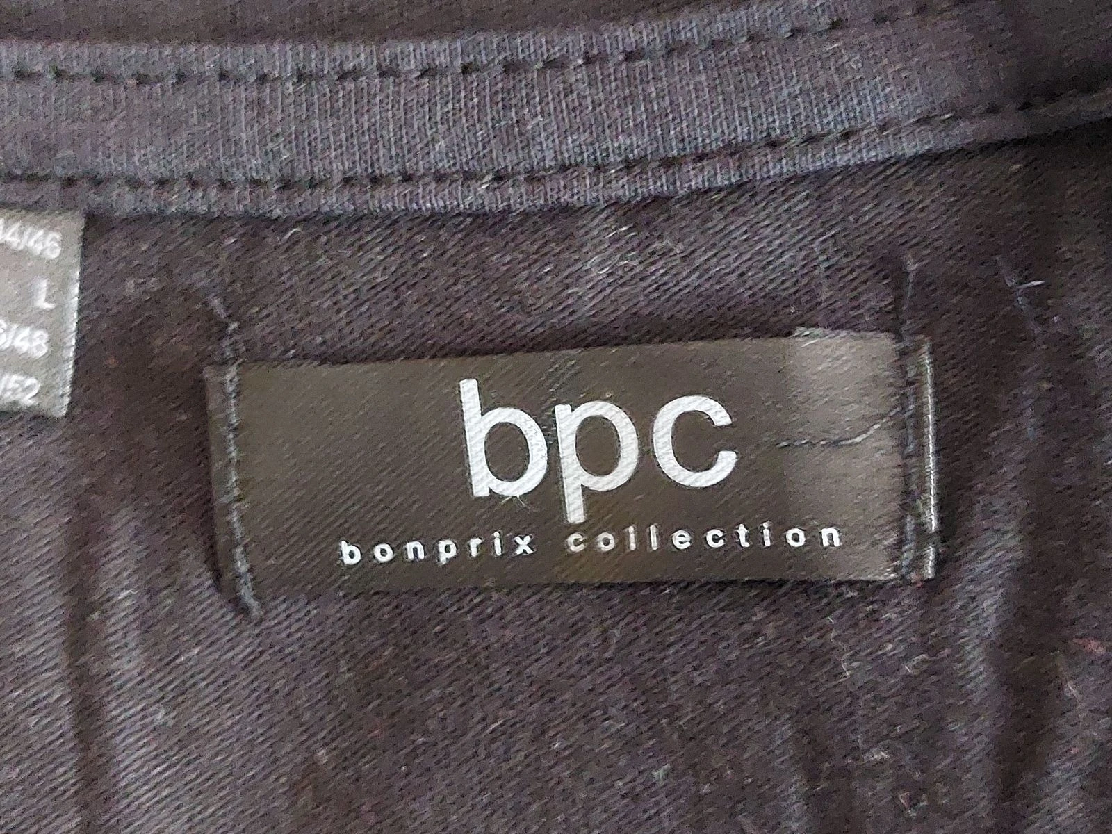 Top noir élégant de bpc - 46/48 – photo 4